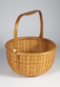 Jose Formoso Reyes Round Swing Handle Nantucket Basket, circa 1976