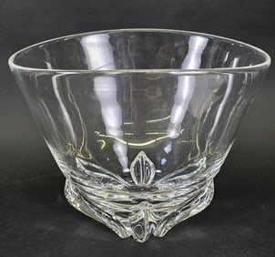 Signed Steuben Clear Crystal Tulip Petal Center Piece Bowl
