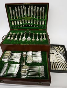 175 Piece Towle Silversmiths Sterling Silver Flatware Service in the Paul Revere Pattern, 191.10