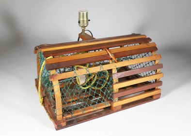 Vintage Folk Art Miniature Lobster Trap Lamp