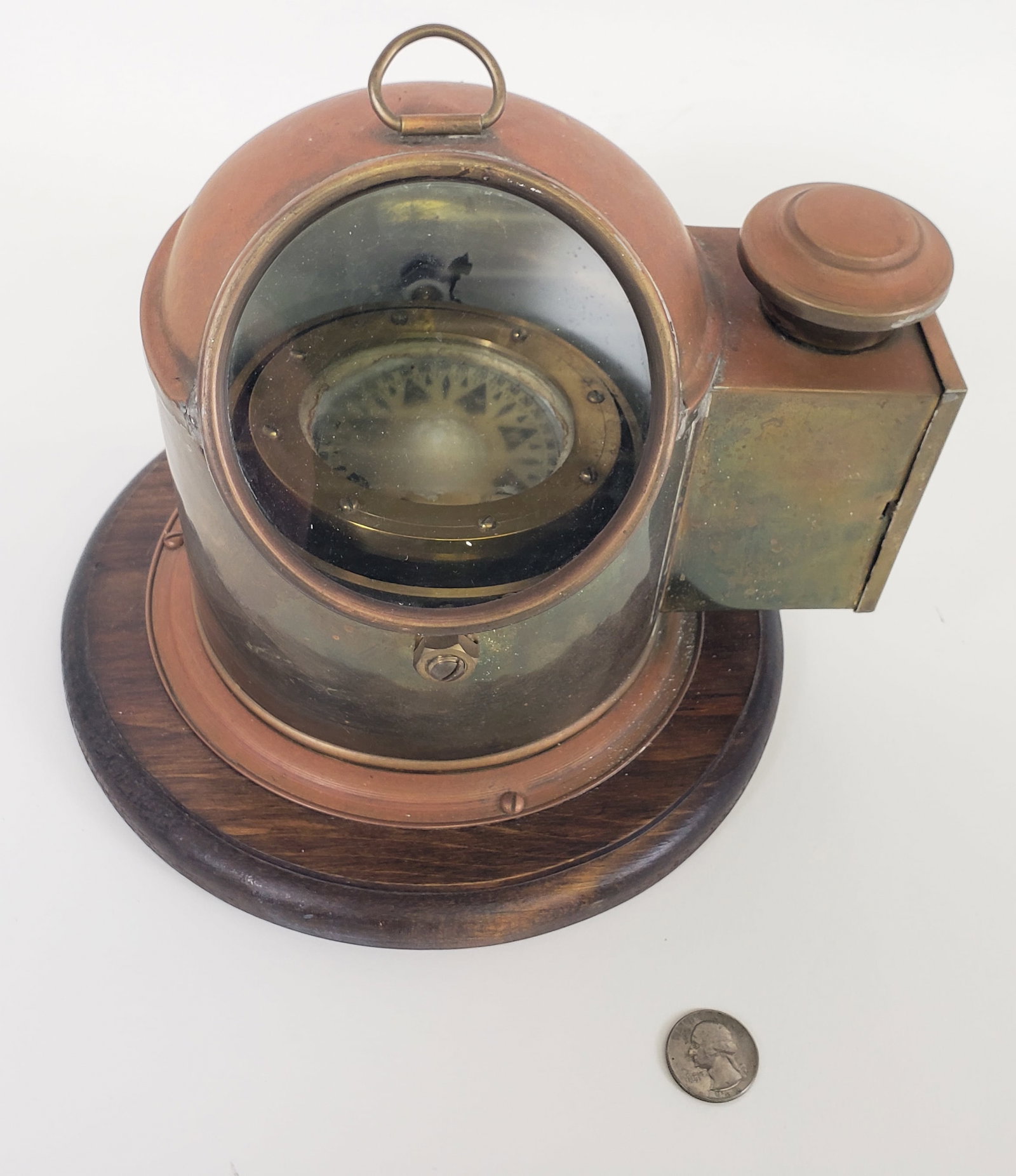 Vintage Nautical Tabletop Binnacle Directional Compass (1 of 5)