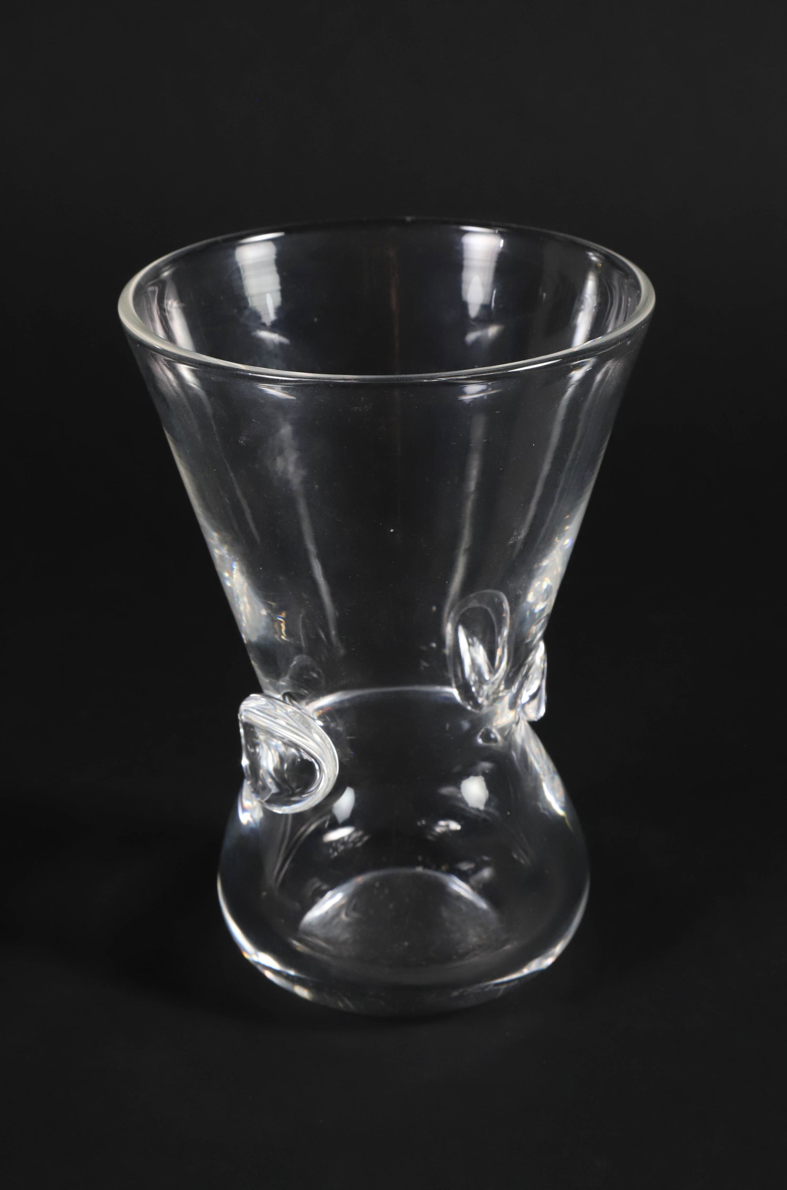 Signed Steuben Clear Crystal Beaker Vase with Finger Grips (1 of 4)