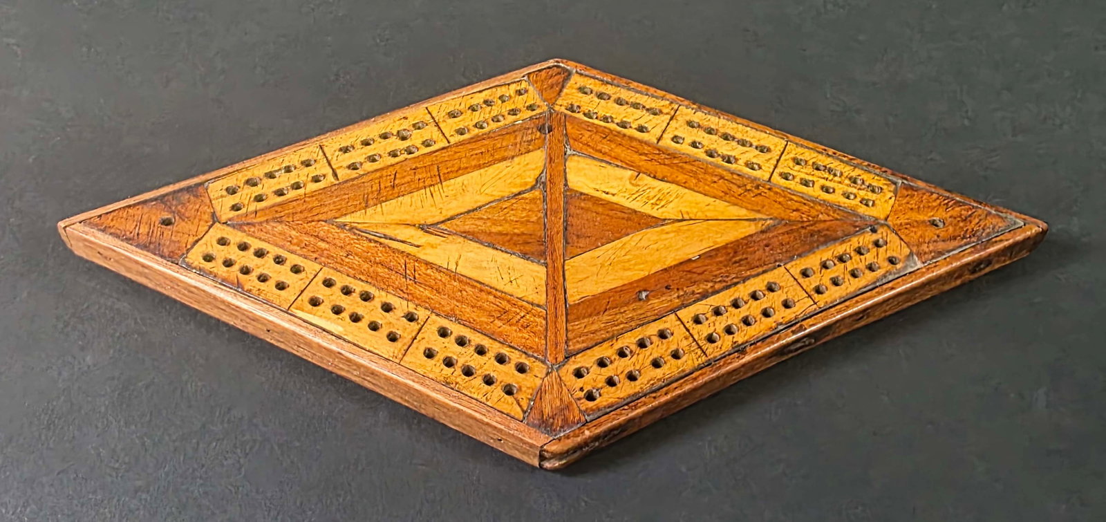 Antique Multi Wood Inlaid Diamond Shaped Cribbage Board, 19th century (1 of 3)