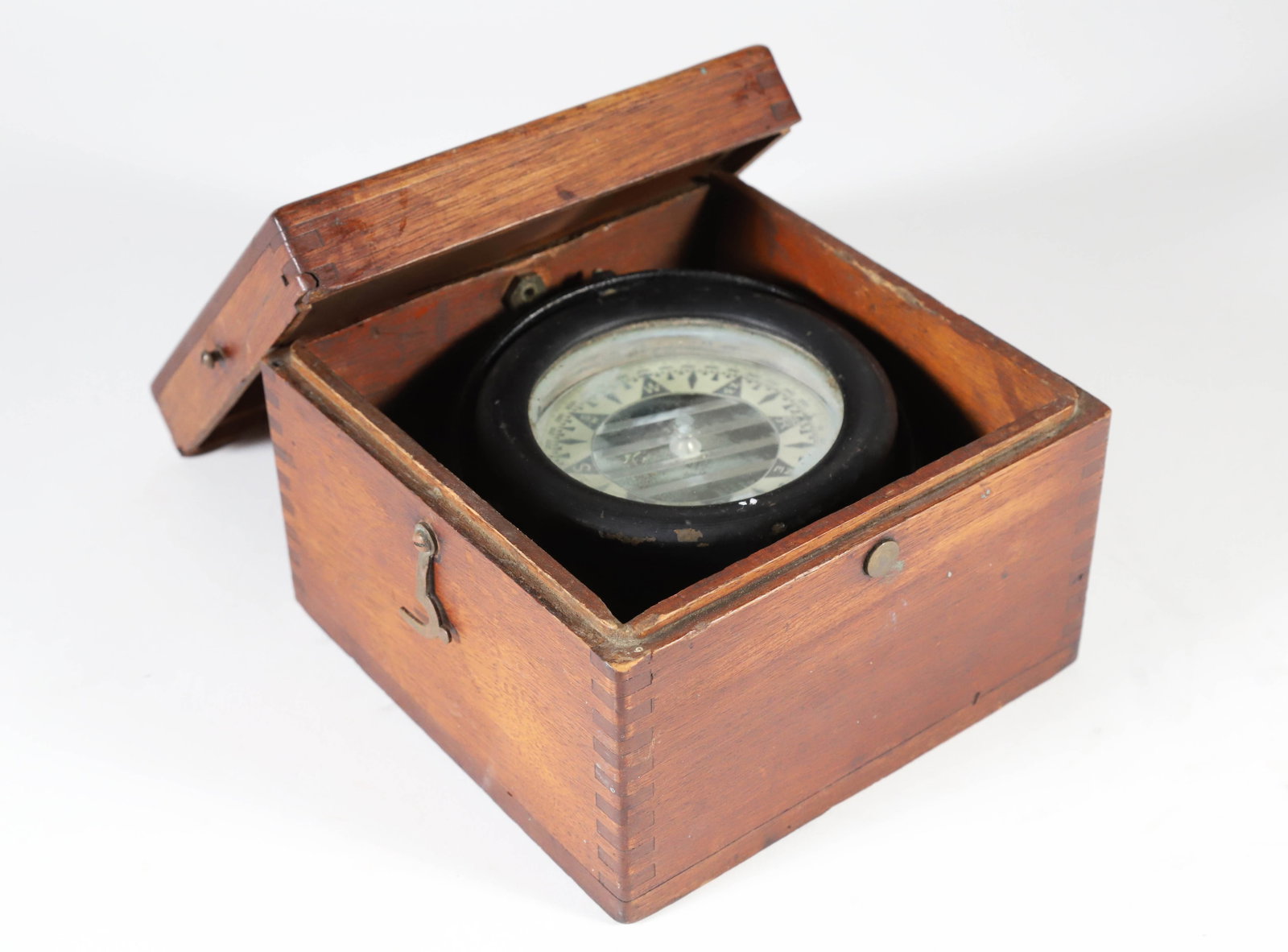 Vintage Marine Compass in Dovetailed Box (1 of 5)