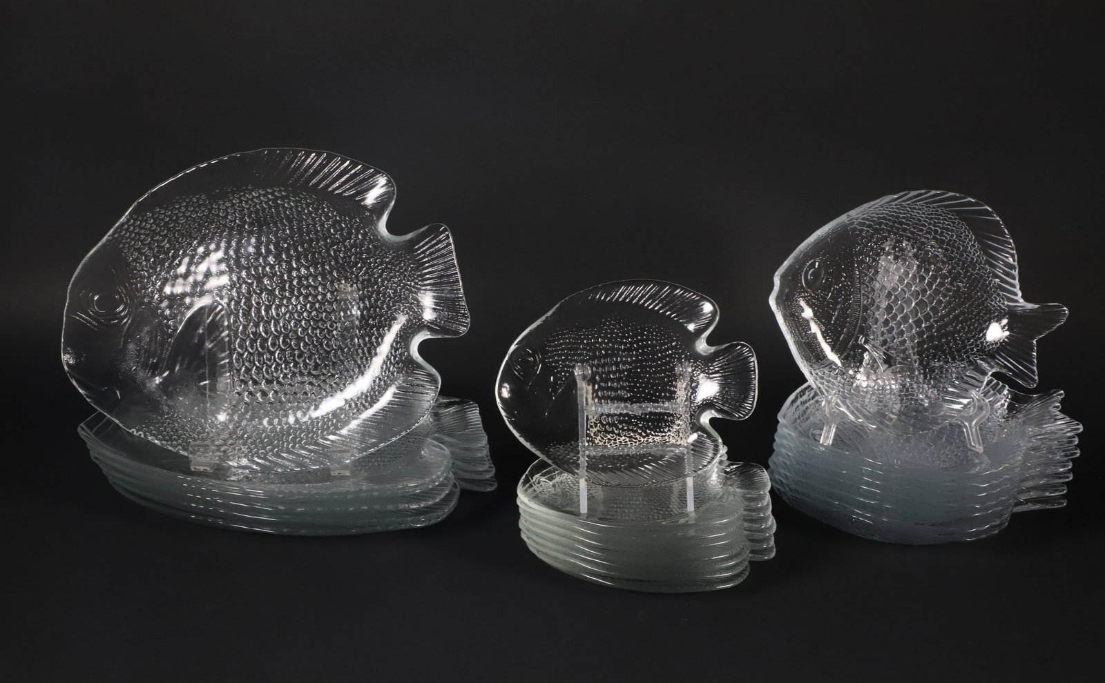 22 Clear Glass Fish Plates in Three Sizes: 22 Clear Glass Fish Plates in Three Sizes 6.5 in. 7 in. and 10 in.