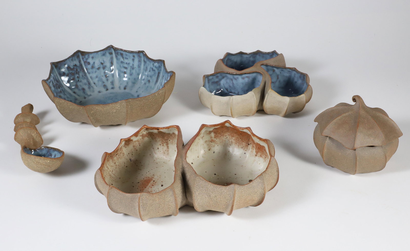 4 Vintage Mid Century Barbara Walch Stoneware Art Pottery Vessels: 4 Vintage Mid Century Barbara Walch Stoneware Art Pottery Vessels, signed on undersides Widths 7 in. and 9 in. Provenance: The Estate of Marguerite G. Dinan, Falmouth, Maine