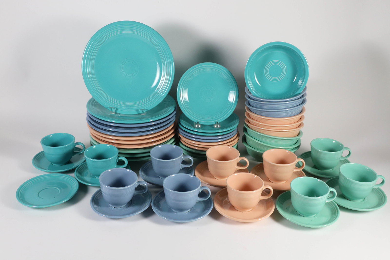 Fiesta Ware Dinner Service (1 of 6)