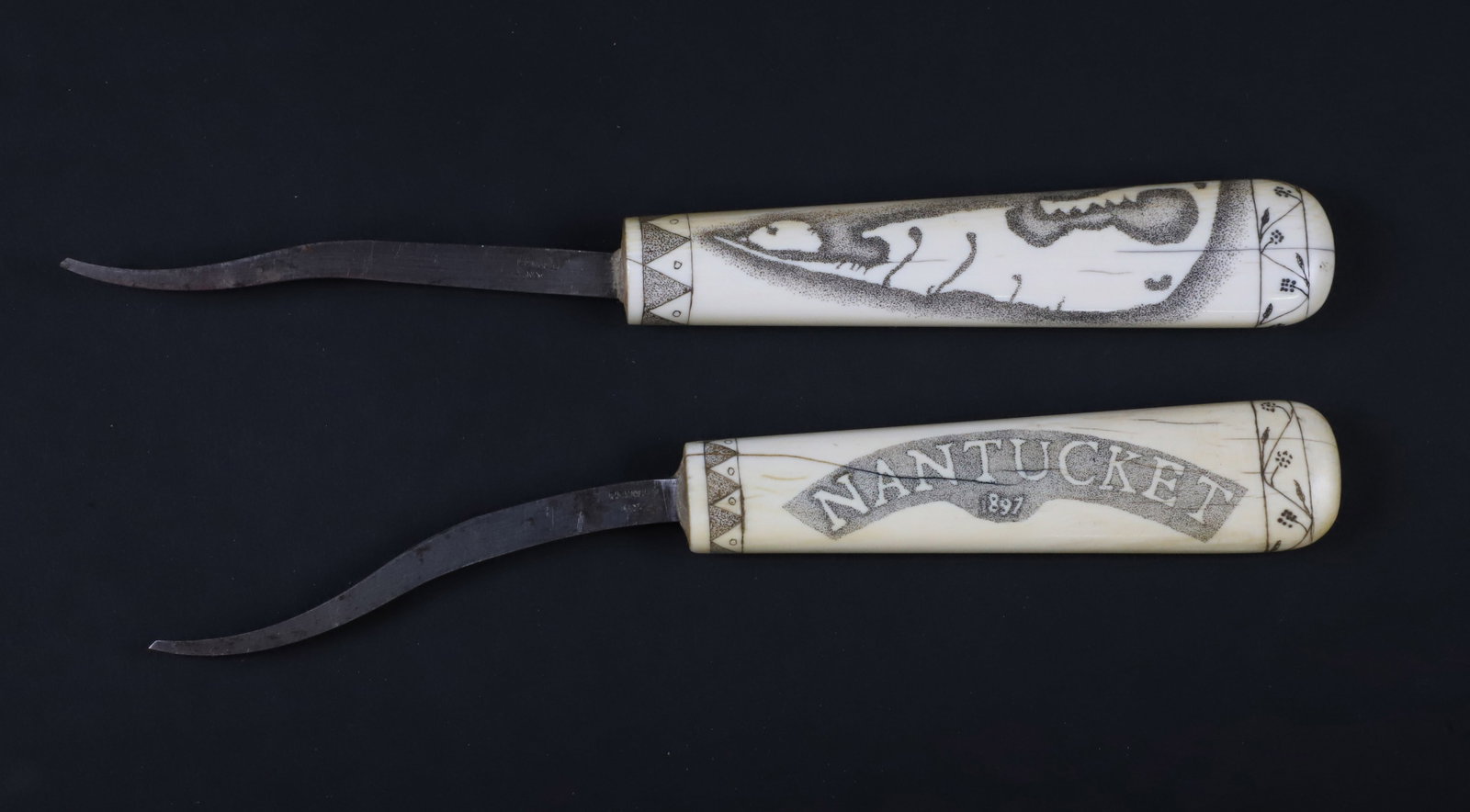 Two Scrimshaw Handled Filleting Knives, 19th Century (1 of 4)