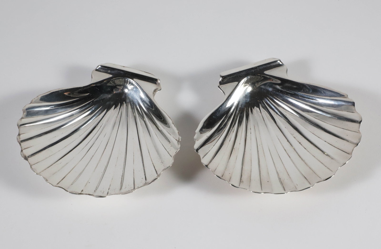Pair of Gorham Sterling Silver Scallop Shell Dishes (1 of 3)