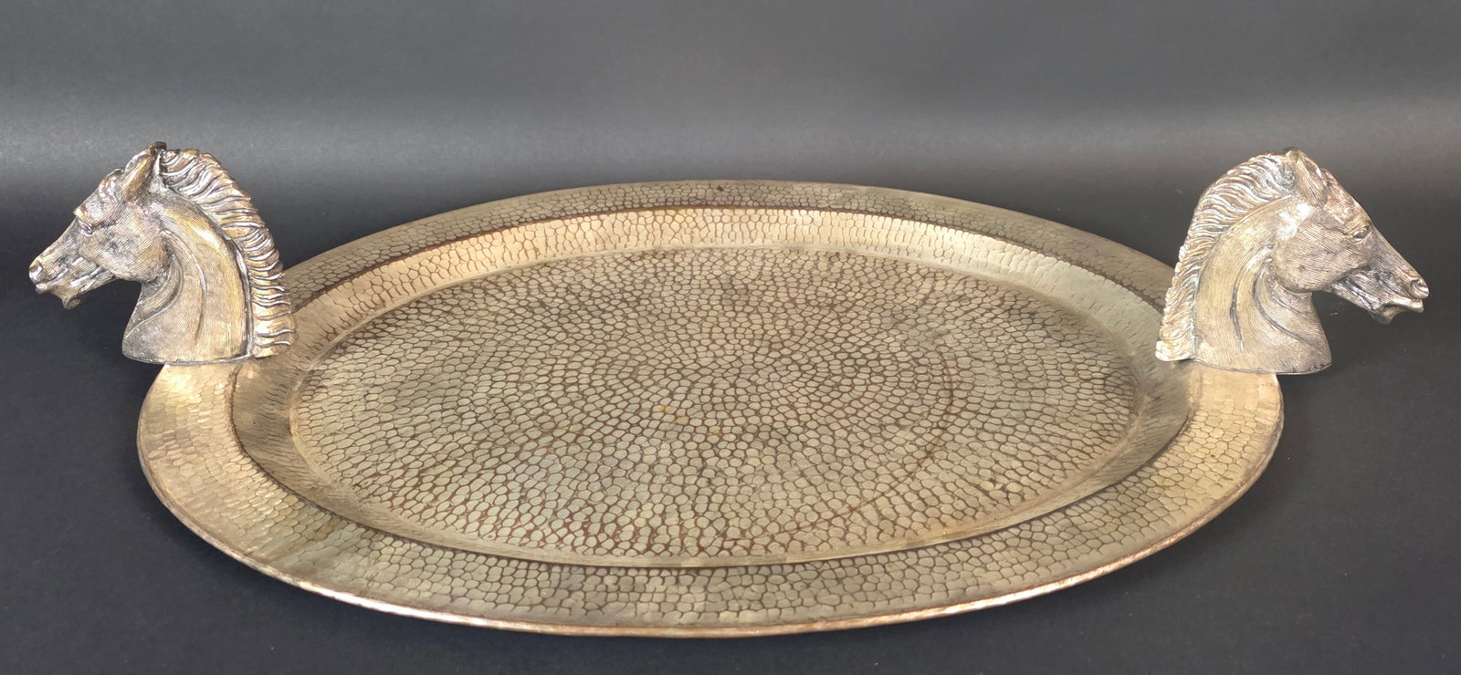 Vintage Hand Hammered Silverplate Horse Head Oval Serving Tray, 20th century (1 of 5)