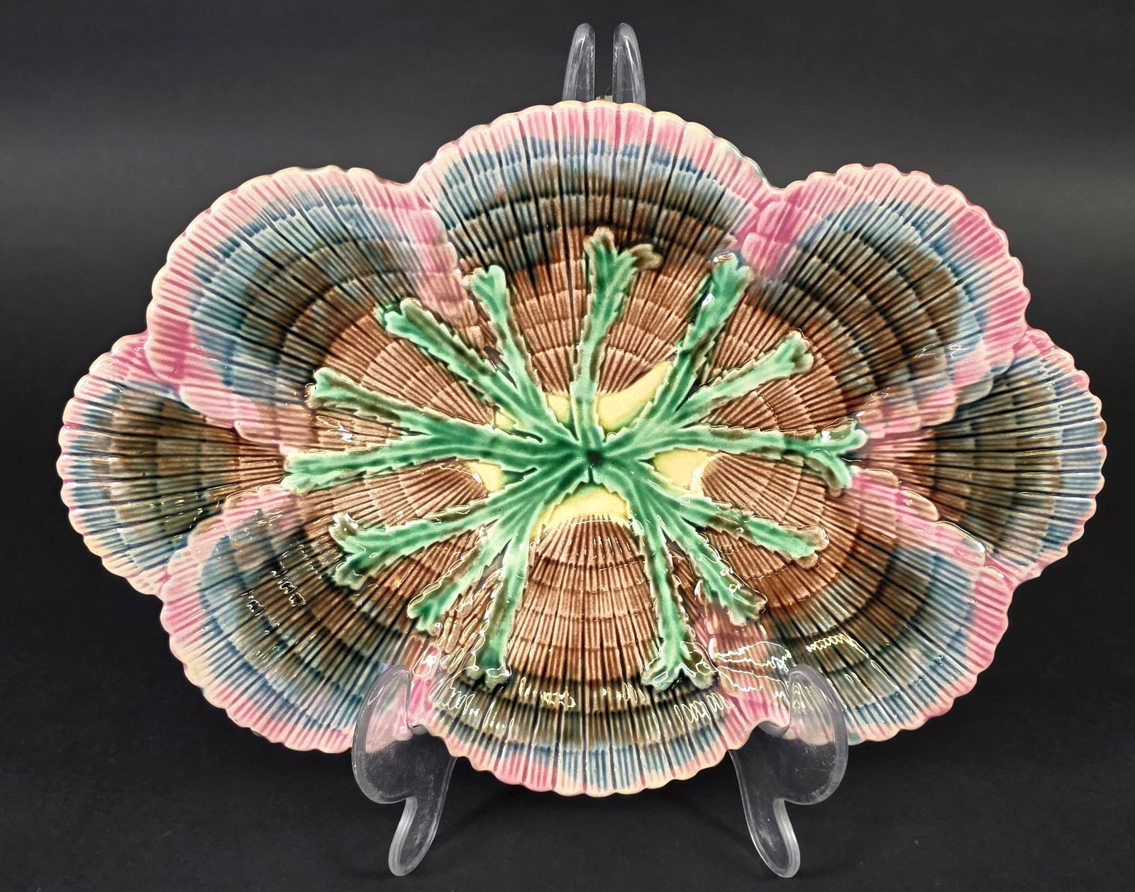 Antique Majolica Shell Form Serving Platter - 2