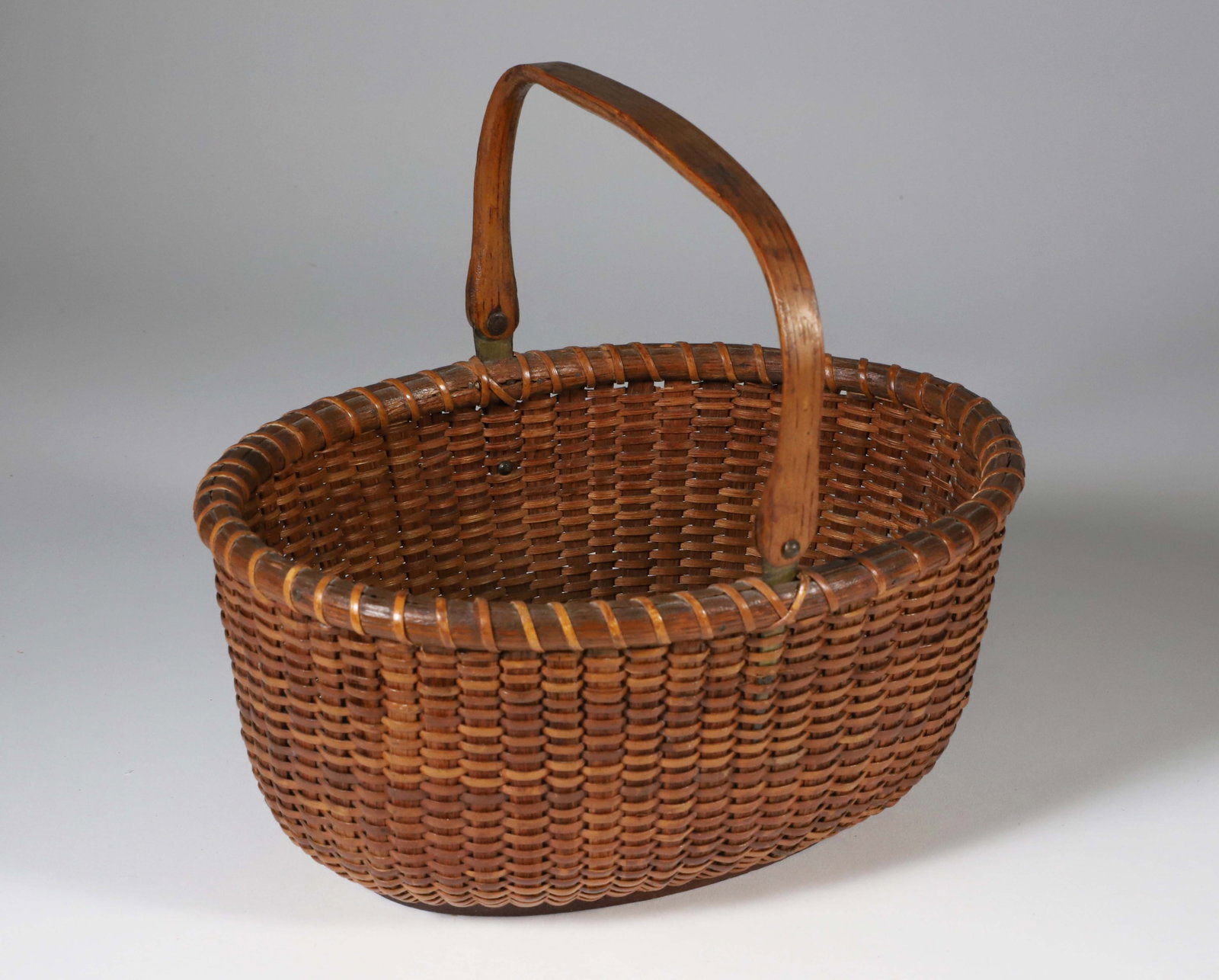 Mitchy Ray Oval Open Swing Handle Nantucket Basket (1 of 5)