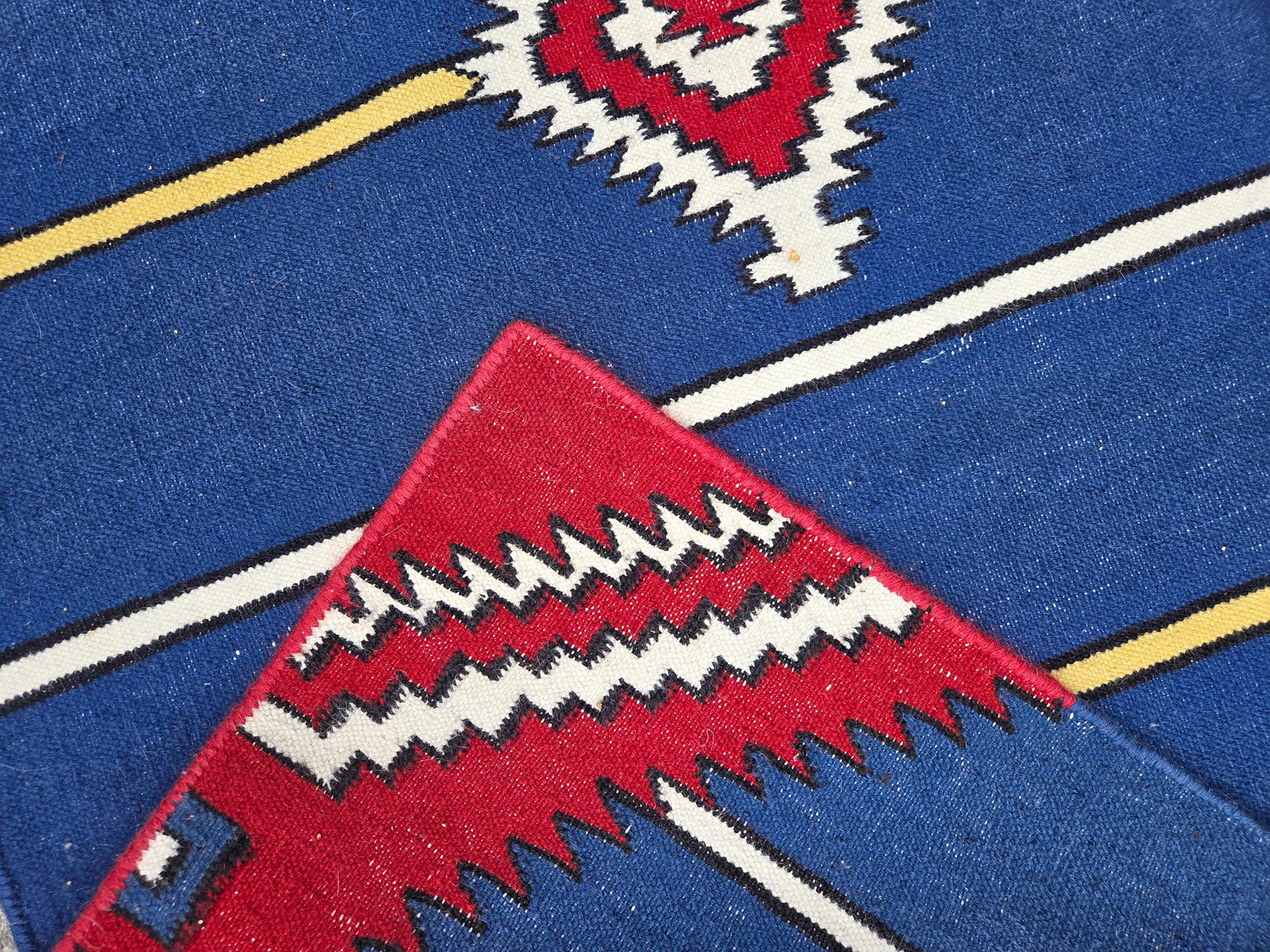 Southwest Pattern Woven Carpet - 4