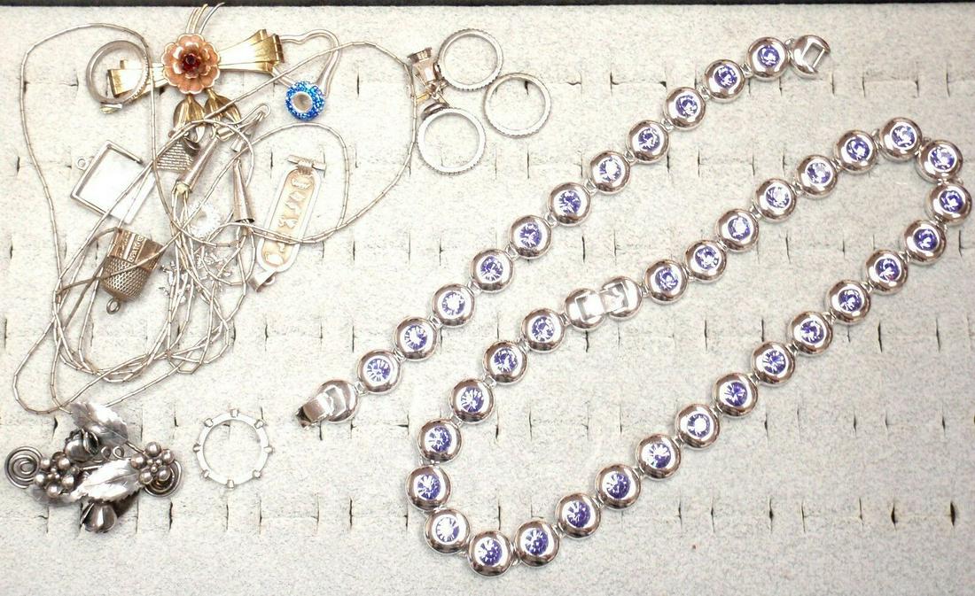 Costume Jewelry Lot Nolan Miller Necklace Bracelet (1 of 6)