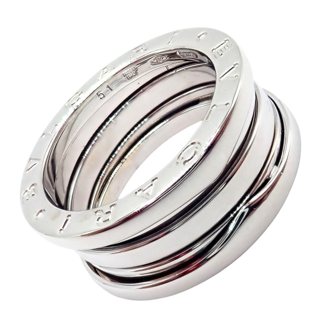 Bulgari Bvlgari 18k White Gold B.Zero1 Ring sz 51 / 5.75: About This Piece: This authentic Bulgari Bvlgari B.Zero1 ring is crafted from luxurious 18k white gold and featur