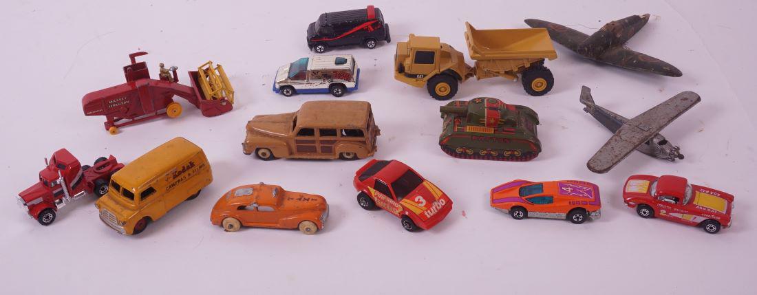 Lot of Toy cars including Dinky Toys, hot wheels, etc. (1 of 3)