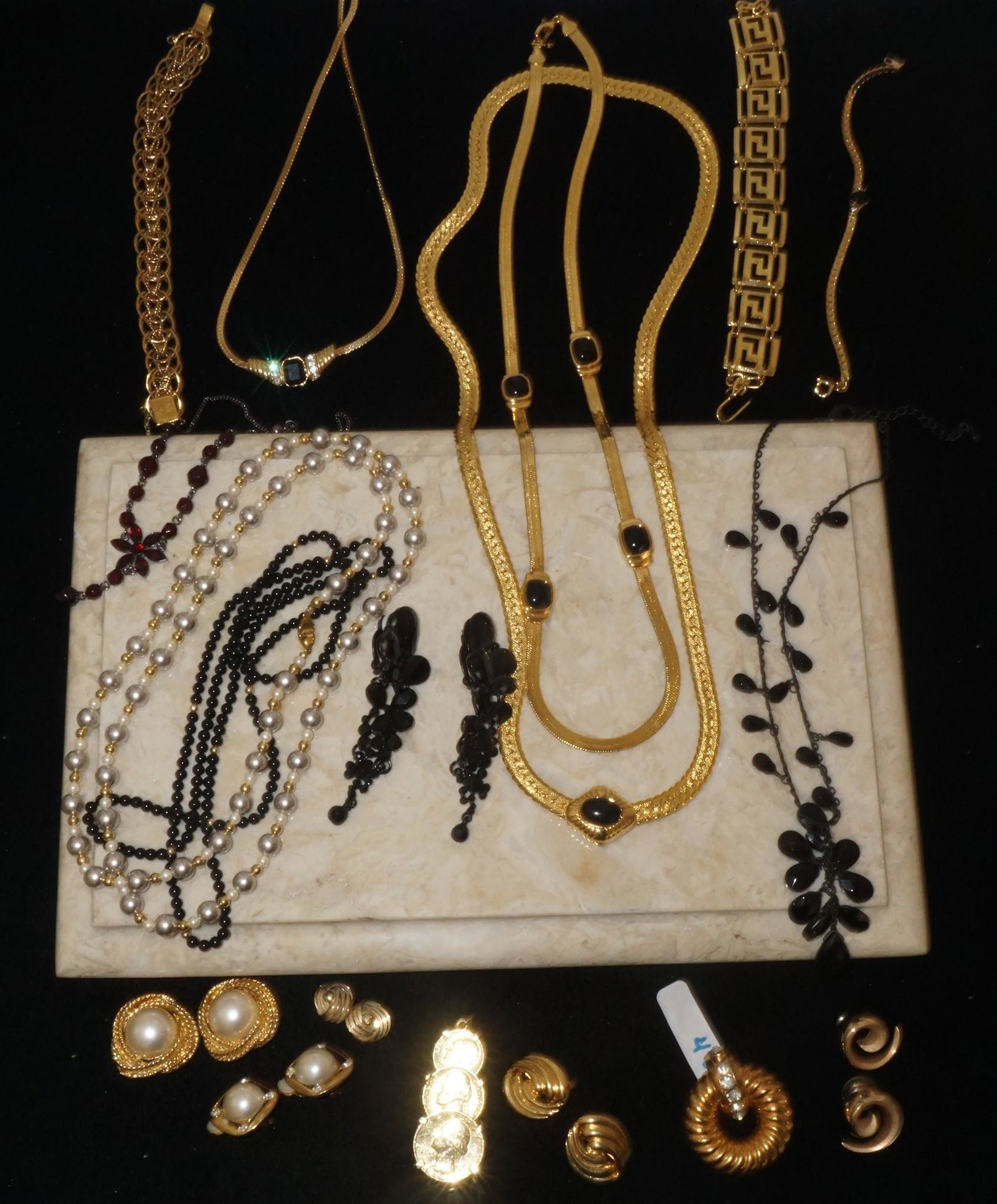 Nice assorted lot of Beaded & Pearl vintage costume jewelry in Black & Gold tones including (1 of 3)