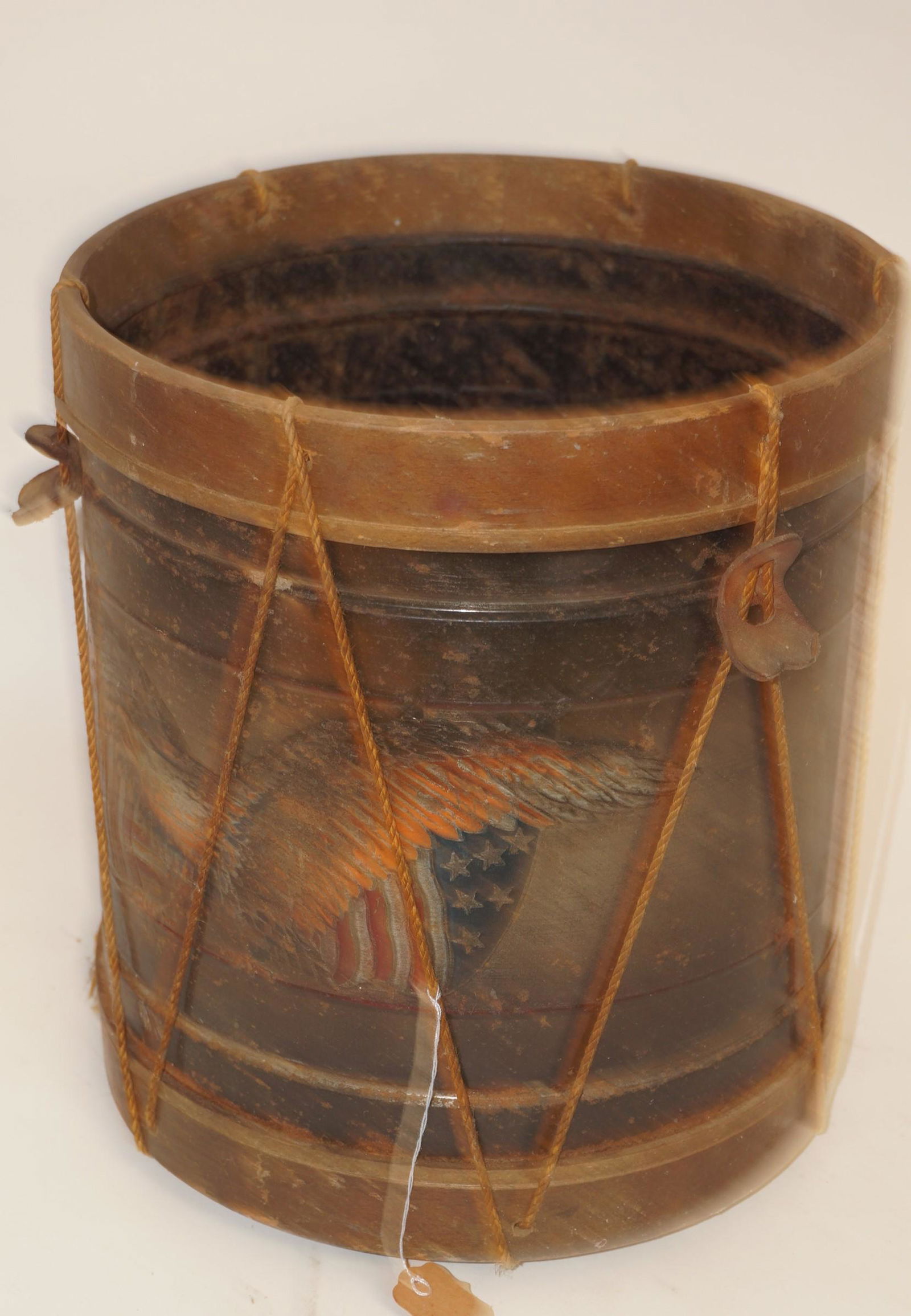 Unusual American Flag Drum Waste Paper Basket (1 of 2)