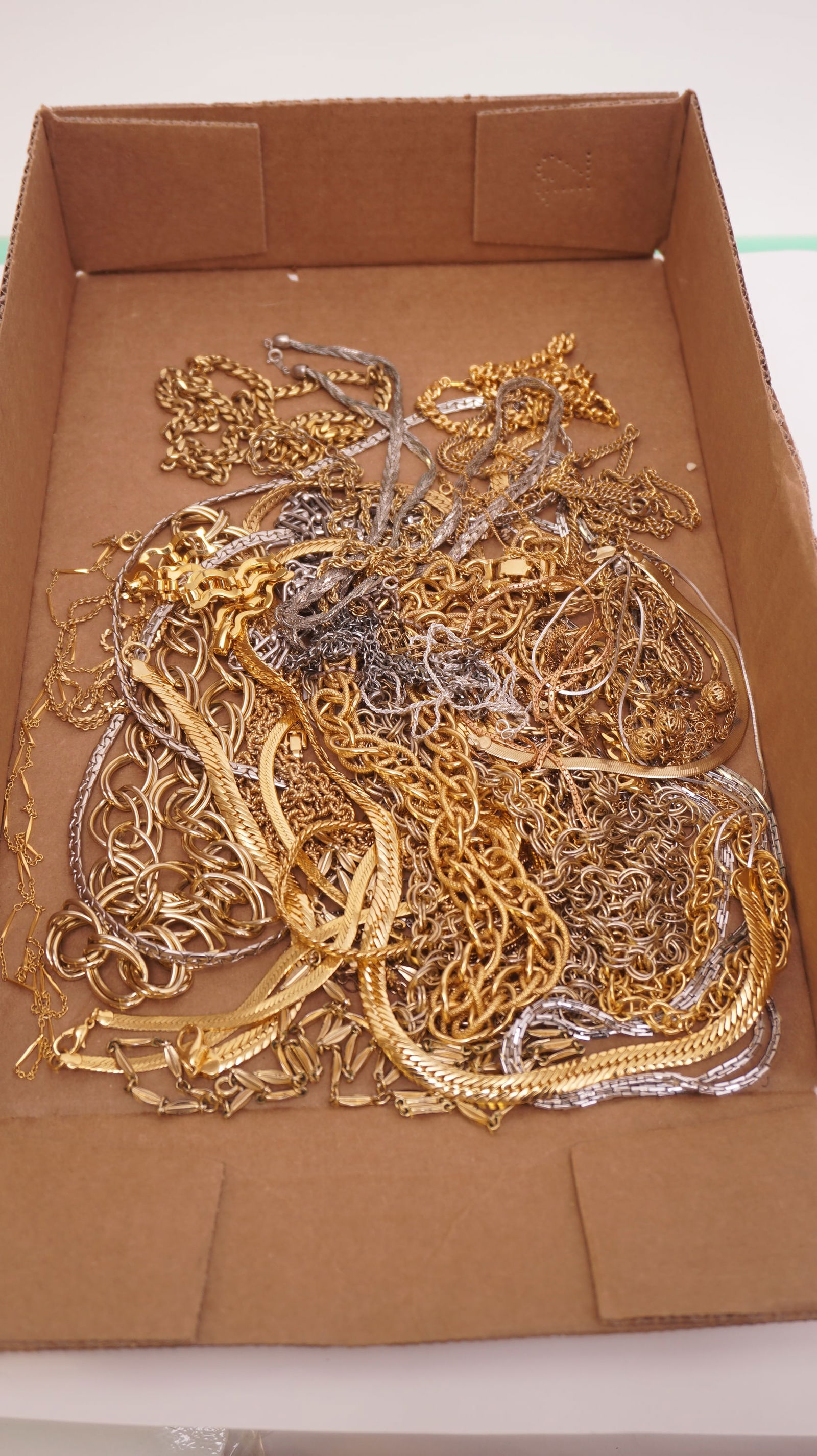 Large Lot of Miscelaneous Gold & Silver TONE Chains Necklaces & Baraclets Various Shapes, styles & (1 of 3)