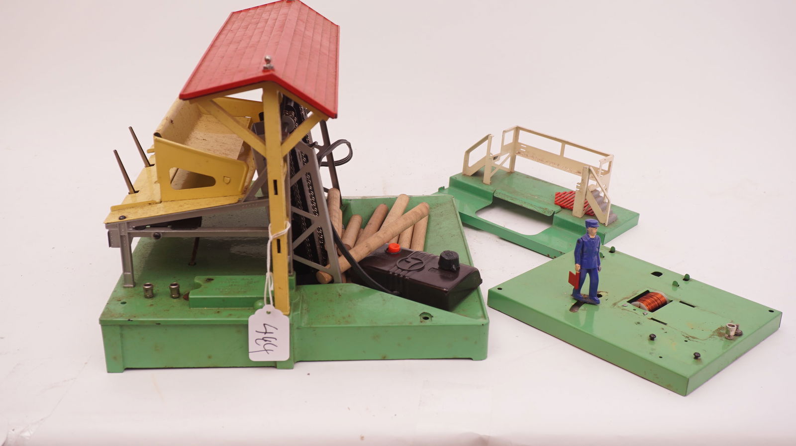 Lionel Trains Number 164 Log Loader (1 of 3)