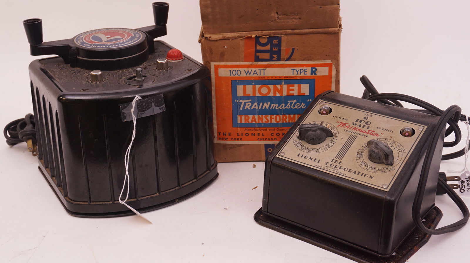 Lionel Trains Two Speed Controls Type KW & Type R (1 of 1)