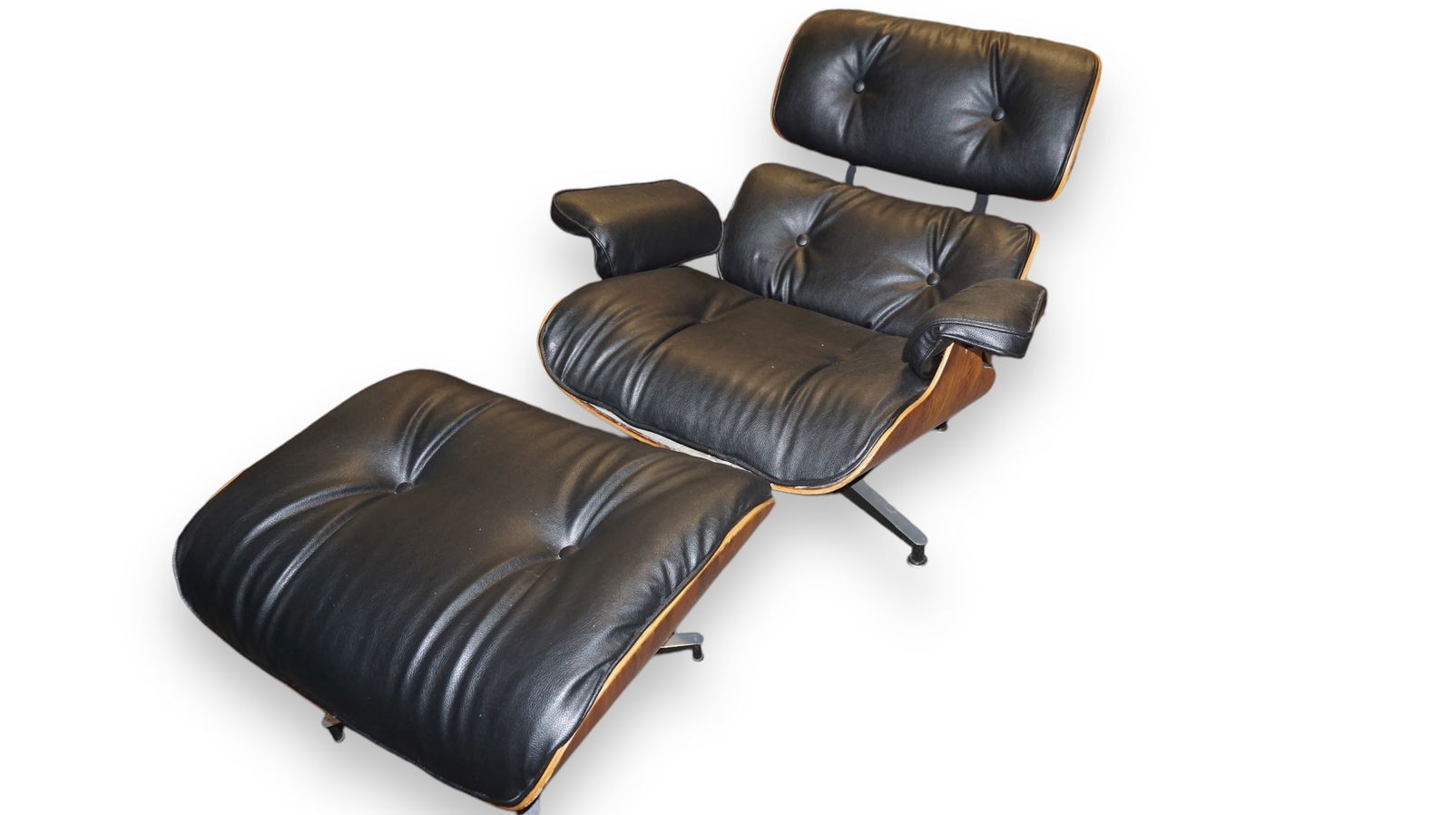 Herman Miller Rosewood Eames Lounge Chair & Ottoman (1 of 6)