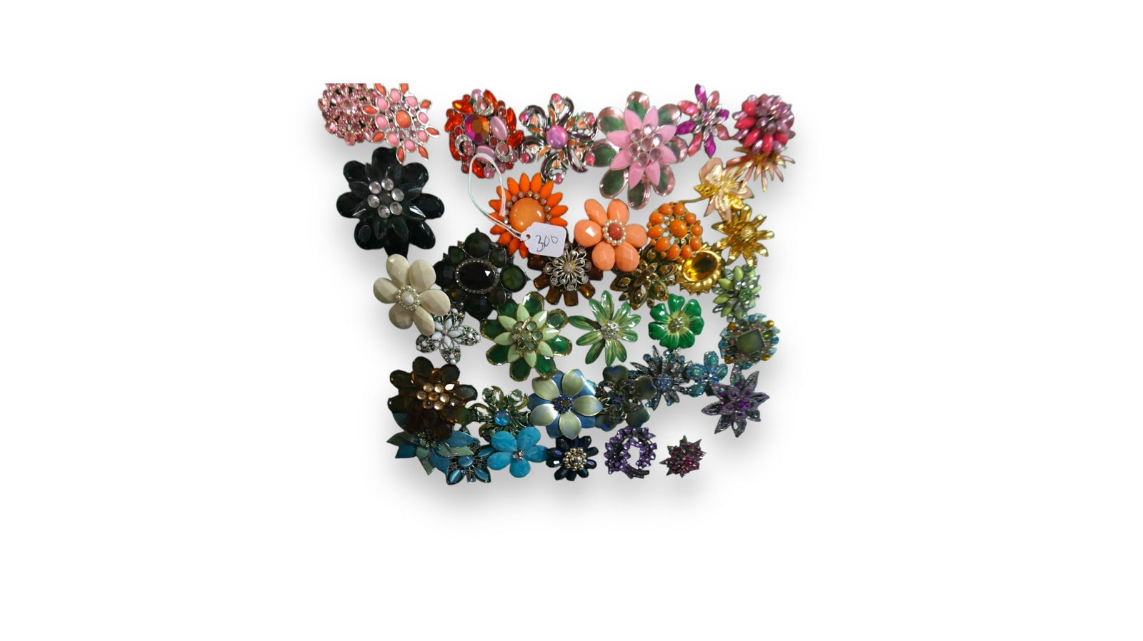 Flower Pins - Vintage crystal & beaded pieces (1 of 5)