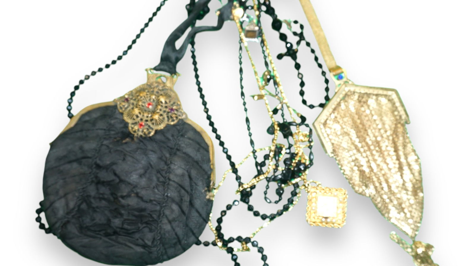 Antique Victorian Handbags & Jet Black Necklaces Beaded Evening ware purses (1 of 4)