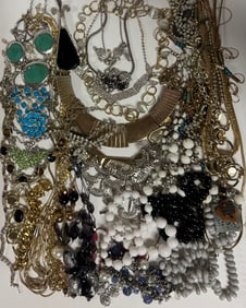 Assorted lot of mixed Costume jewelry