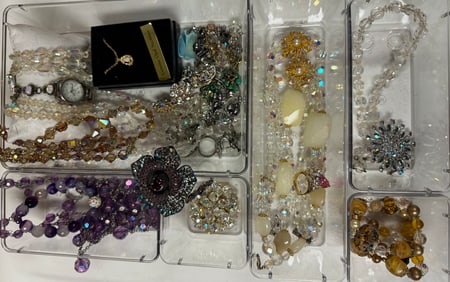 Collection of irridescent and opal beaded Jewelry