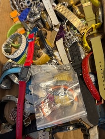 Mixed lots of Watches Assorted Makers & Styles