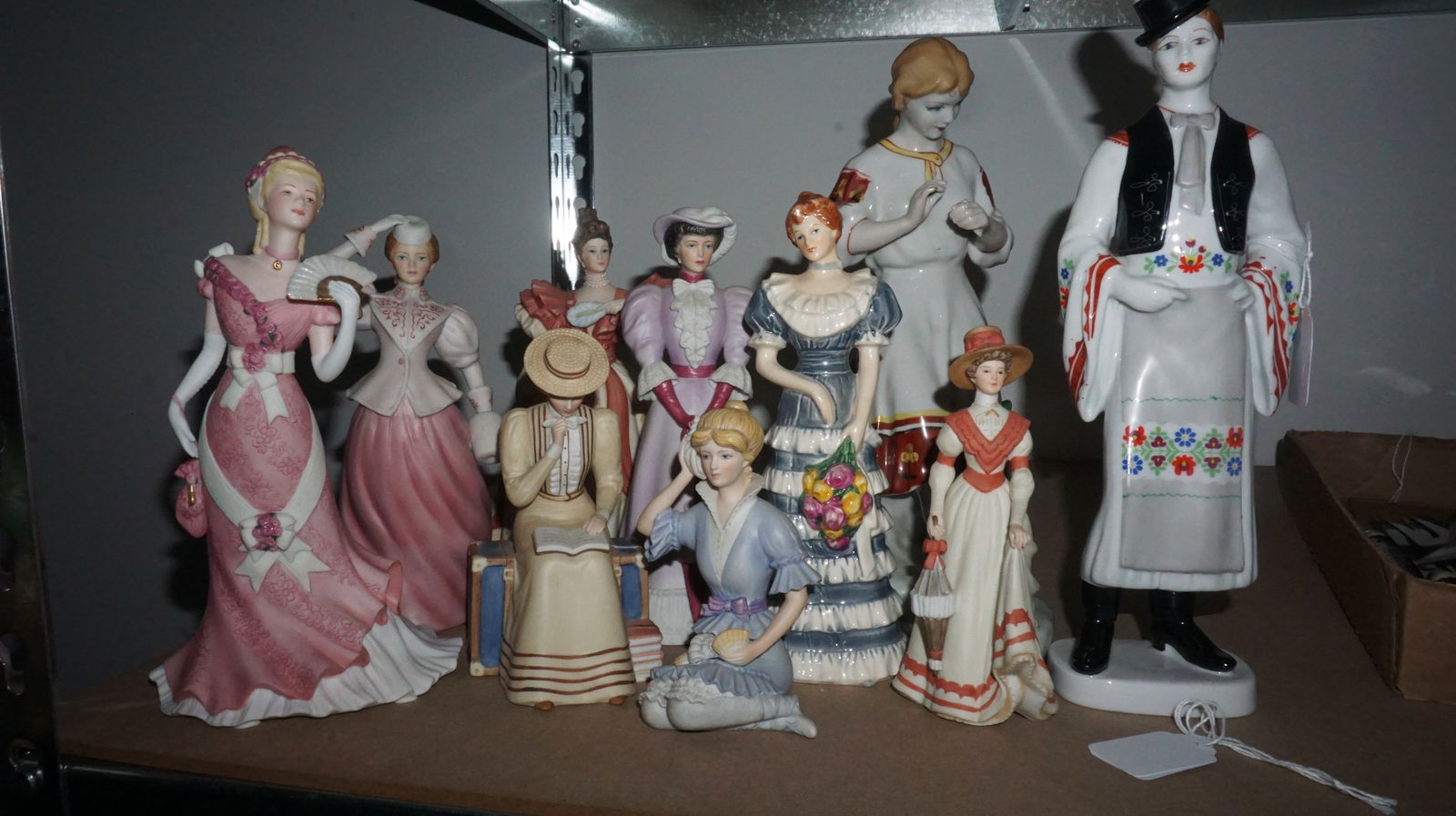 Lot of 10 Figurines incl. Lenox (1 of 4)