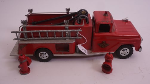 Tonka No. 5 Fire Truck w/ Hydrants