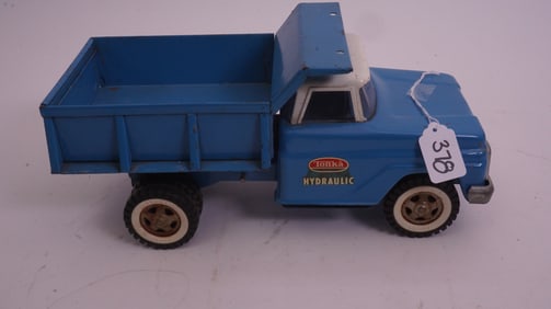 Tonka Hydraulic Dump Truck