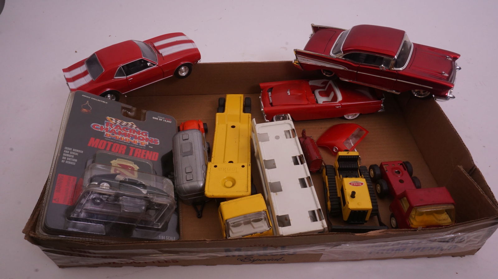 Lot of Toys & Trucks (1 of 2)