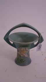 Roseville – Water Lily 380-8 Basket