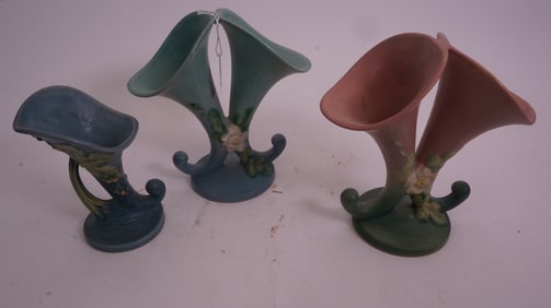 Roseville – 3 Cornucopias 11L5-8/153-6/1165-8