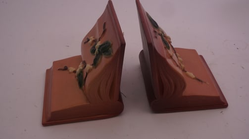 Roseville Book Ends