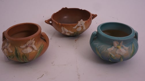 Roseville 3 vases 647