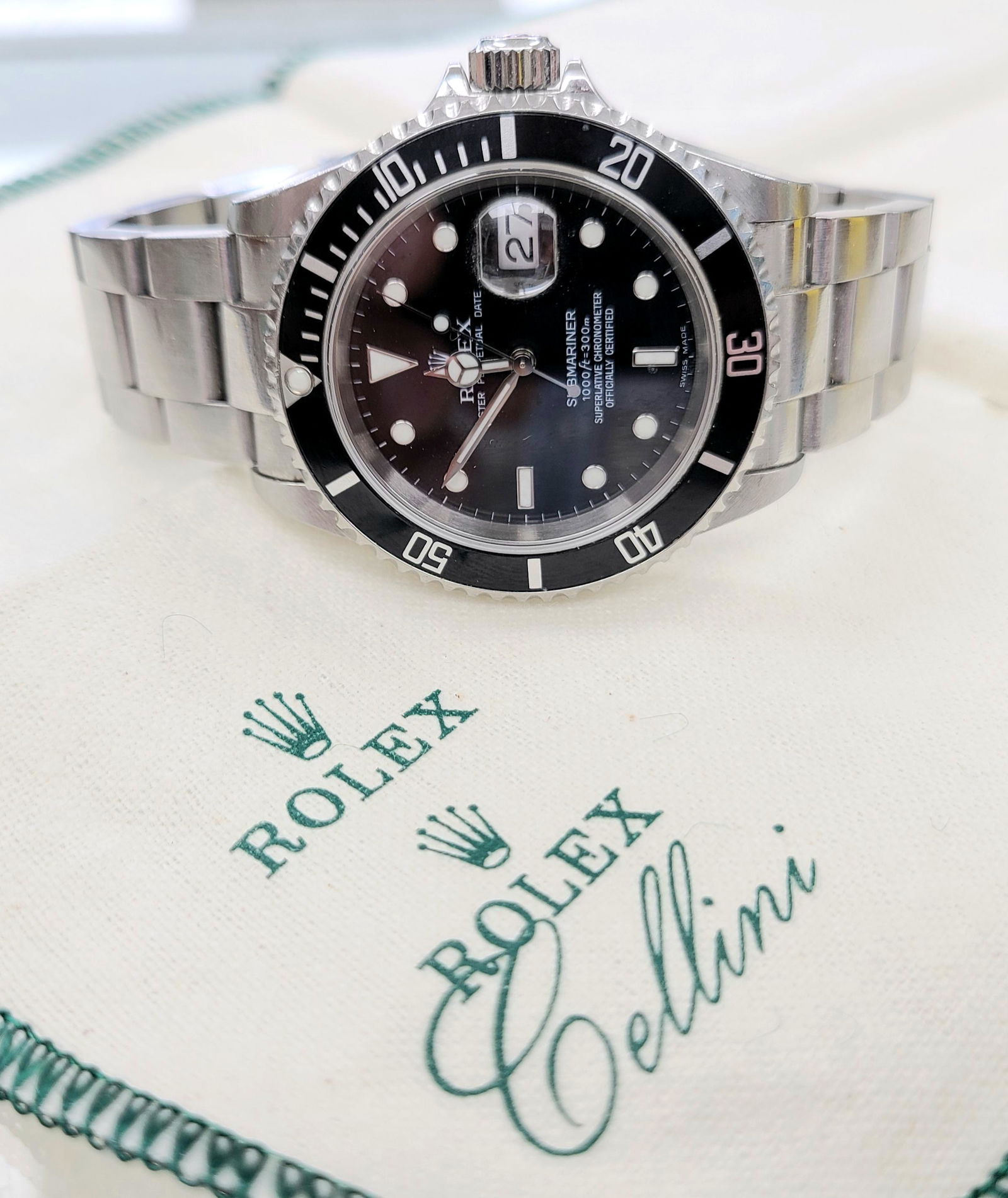 ROLEX SUBMARINER MODEL 16610 STAINLESS (1 of 13)
