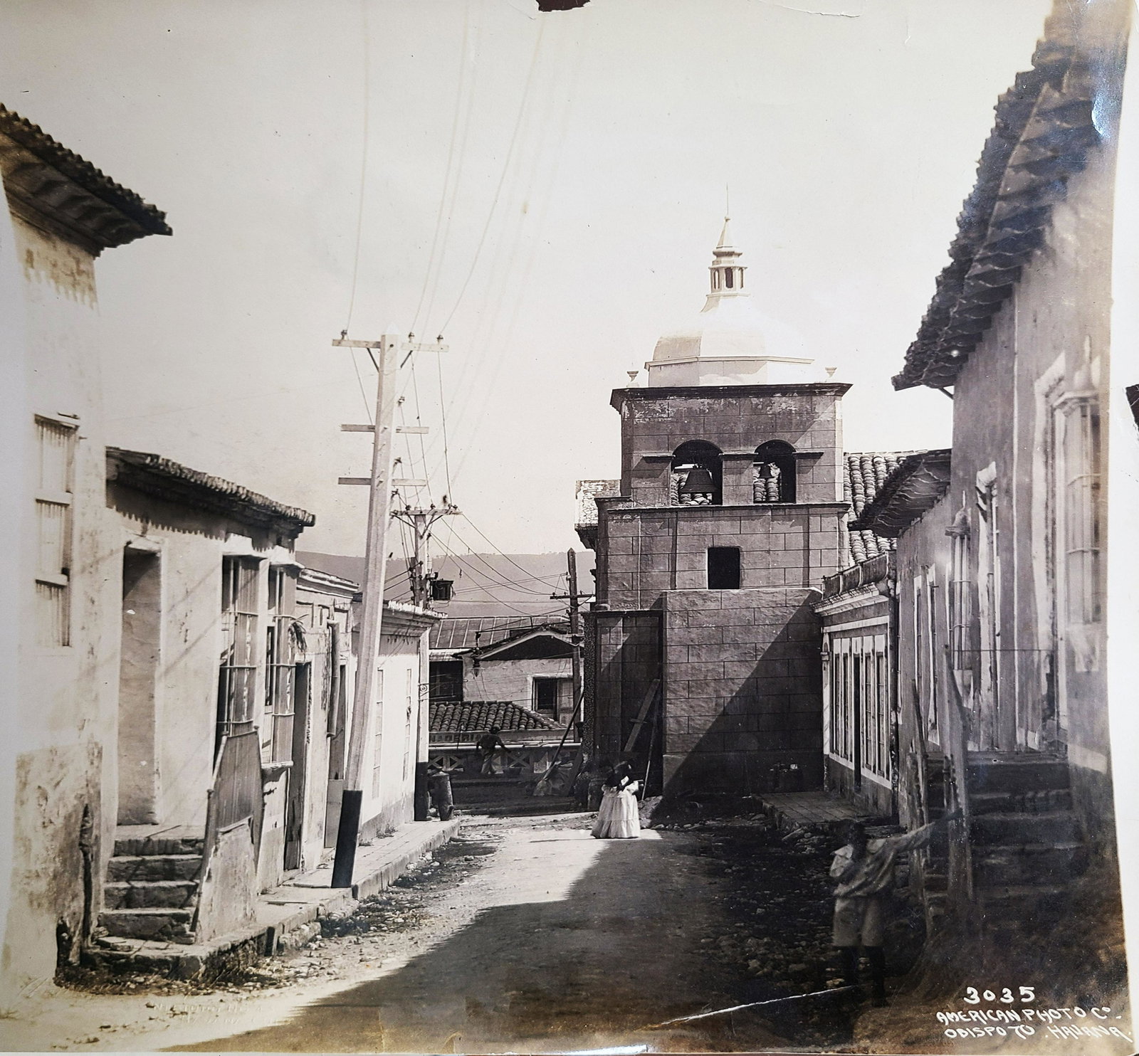 Cuba Havana black and white photograph: 9.50" x 7.50"