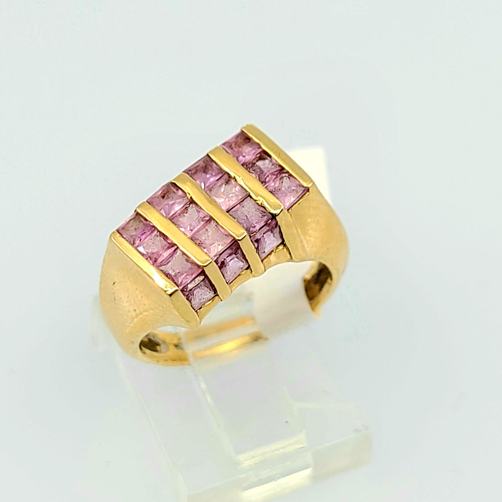 14kt YG Pink Sapphire Ring (1 of 1)