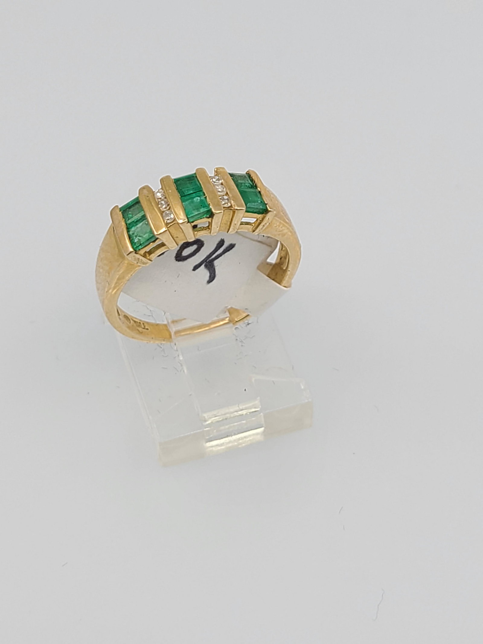 10kt YG Emerald Diamond Ring (1 of 1)