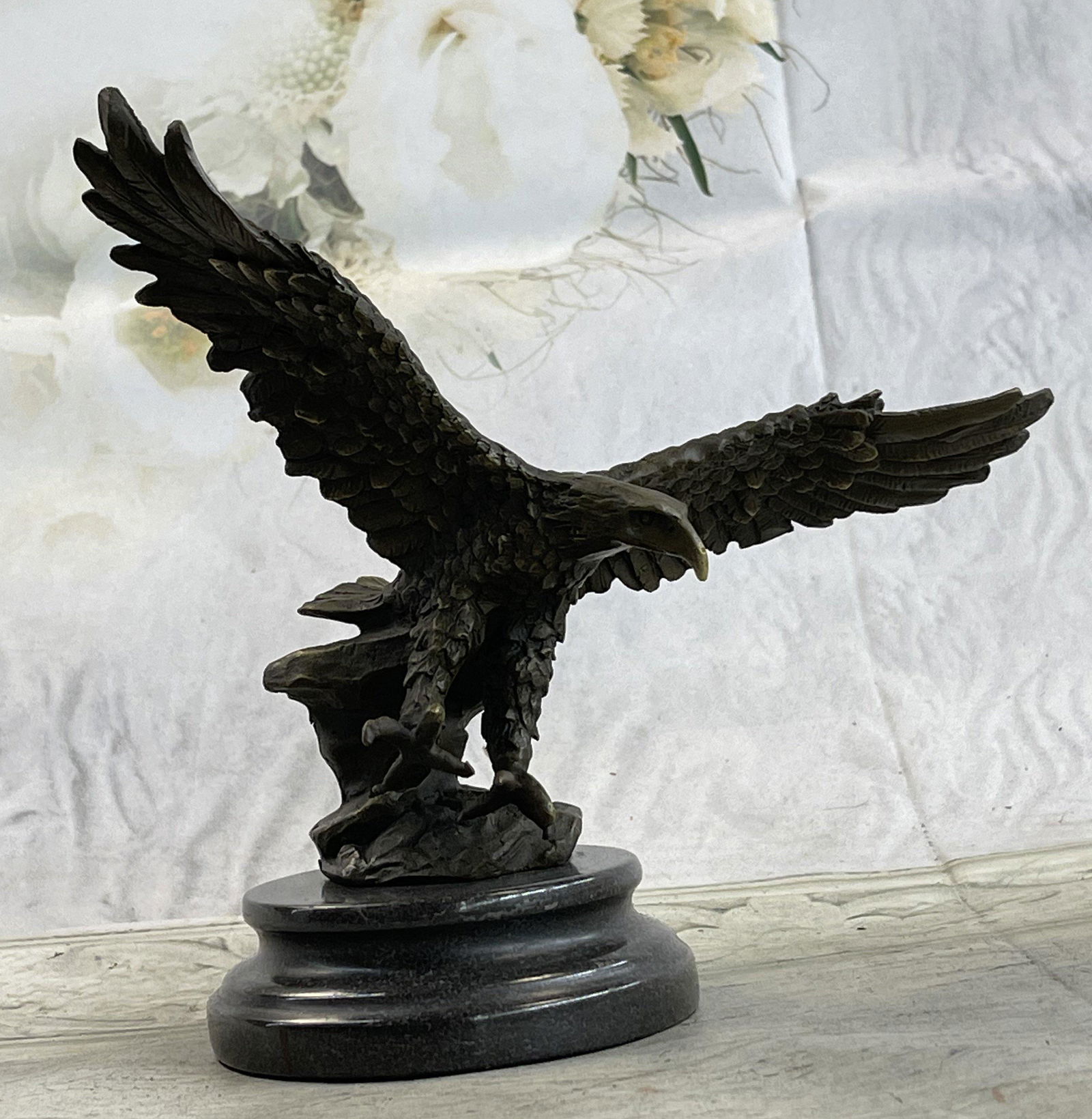 Milo Eagle Bronze Statue (1 of 4)