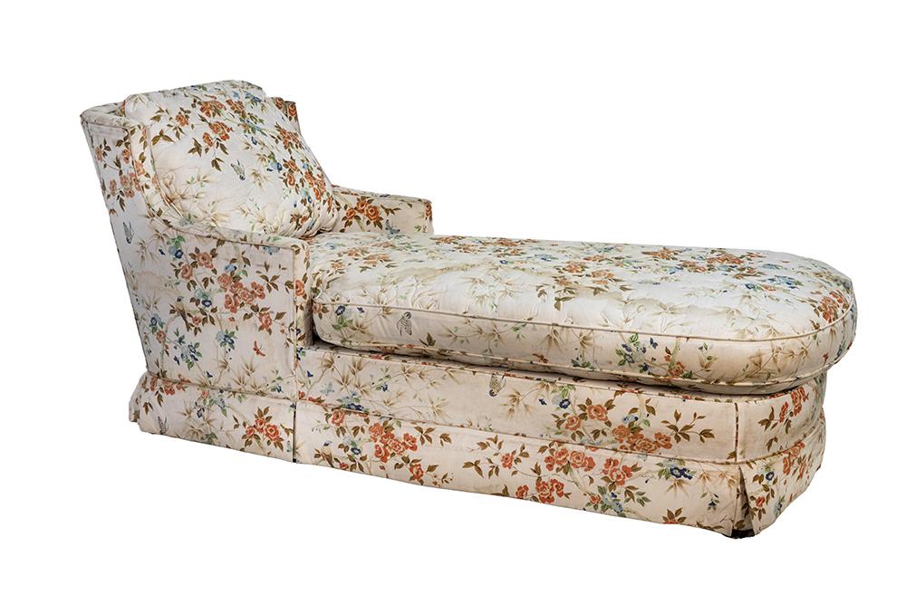 Billy Haines Style Chaise Lounge: Pretty.30H x 31W x 68D (long)