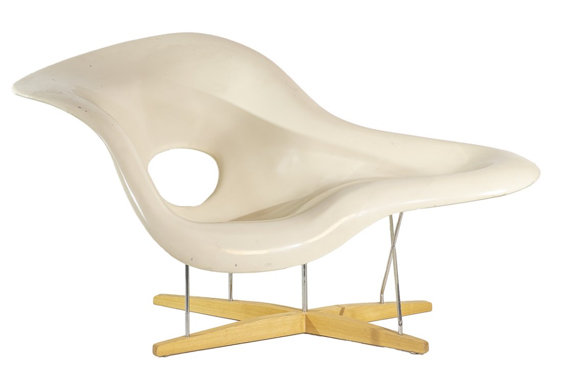 Eames "La Chaise" (1 of 10)