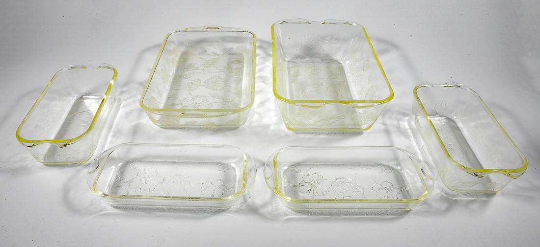 Vintage Baking Dishes (1 of 1)