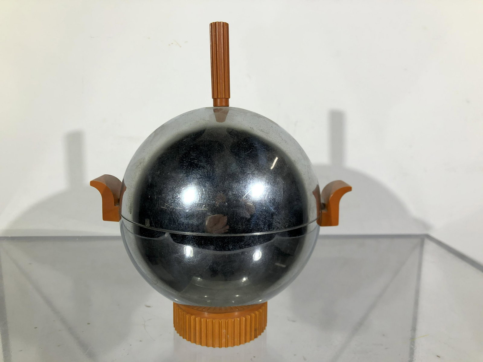 Revere Art Deco Chrome & Bakelite Covered Dish: Revere Art Deco Chrome & Bakelite Covered Dish