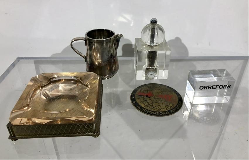 Lot of 5 Objects: Orrefors, Thorpe Silvercrest: Lot of 5 Objects: Orrefors cube,Dorothy Thorpe peppermill, Silvercrest, and vintage ashtray