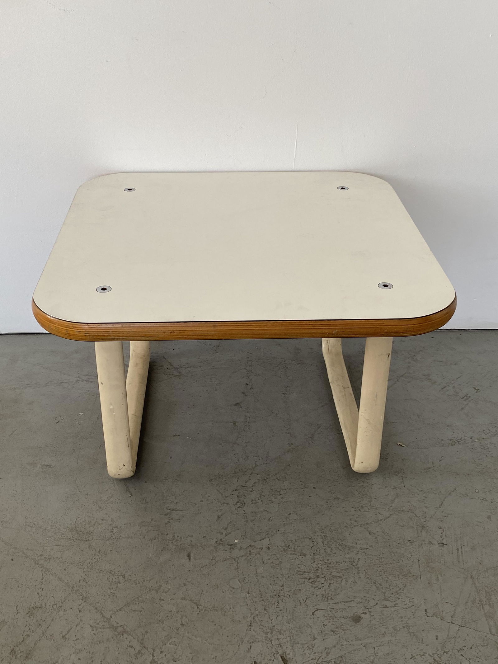 Knoll Small Square Table (1 of 1)